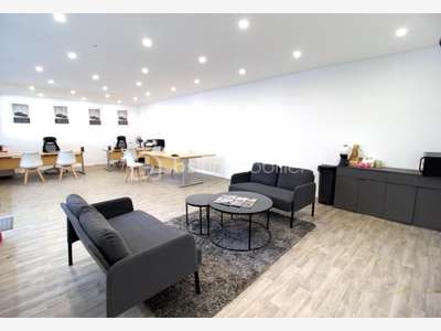 A louer local commercial 250m² Villiers-sur-Morin