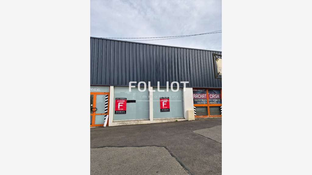 A louer local commercial de 100m² à Vire-Normandie