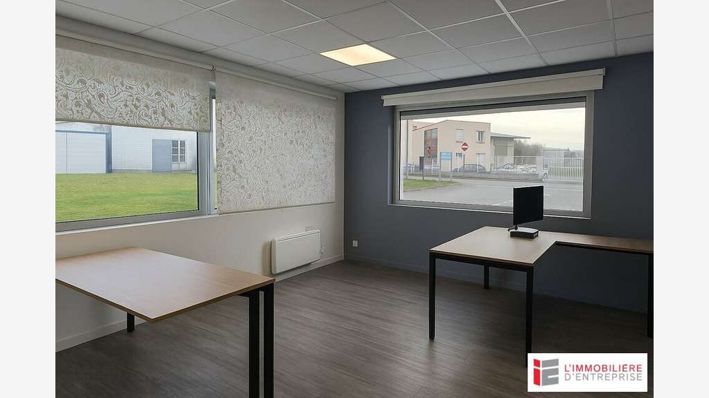 A louer local commercial 200m² Vitré empl strat