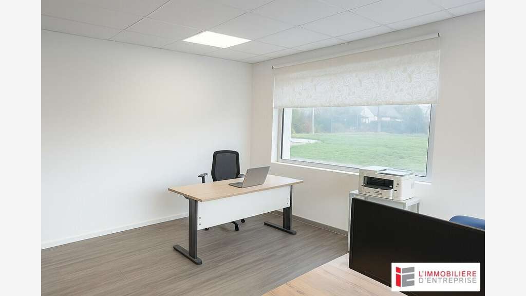 A louer local commercial 200m² Vitré empl strat
