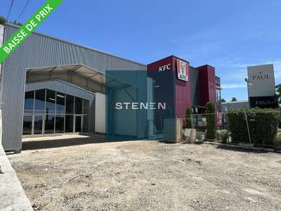 A louer local de 360m² empl N°1 Grand Vitrolles