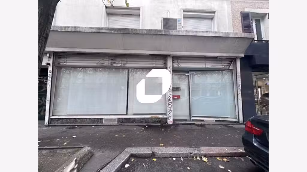A louer Local commercial 77m² Vitry sur seine