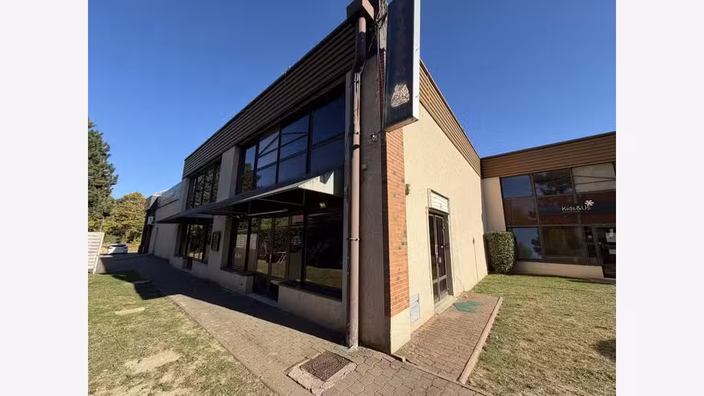 A louer local commercial 400m² Voisin le Bretoneux