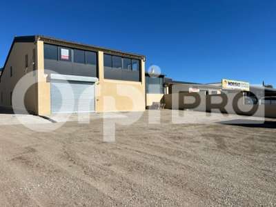 Location Locaux d'activités - Entrepôts à Volx