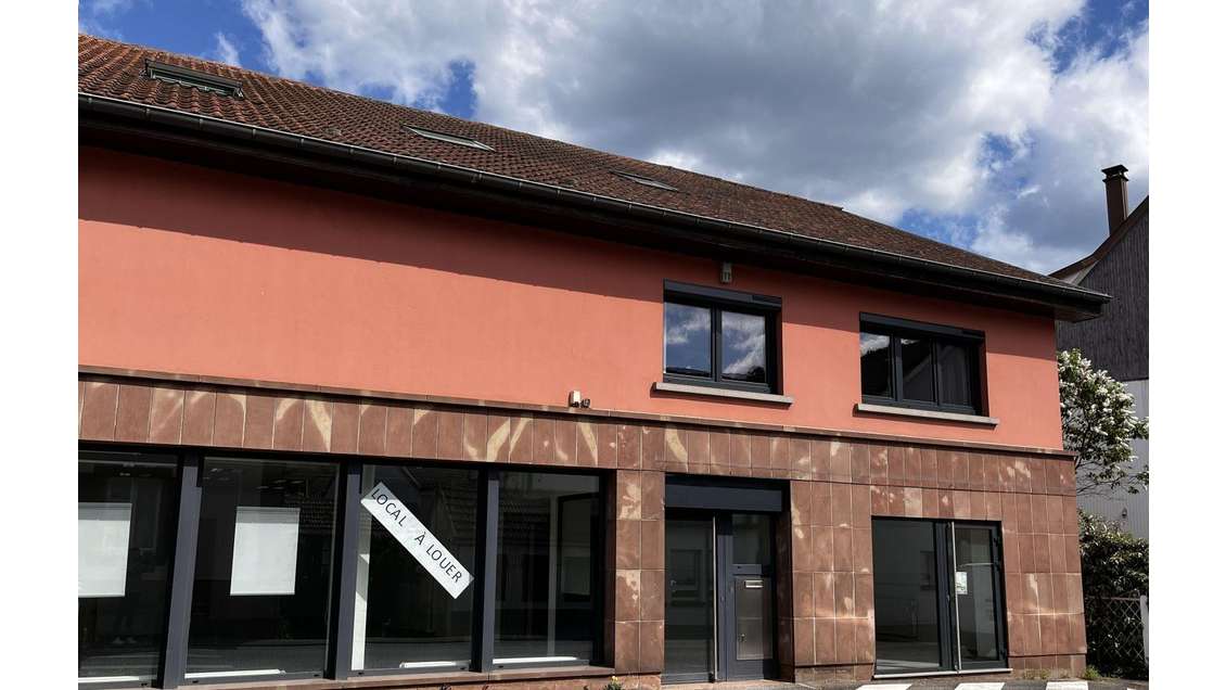 Location local commercial 168m² à Walscheid