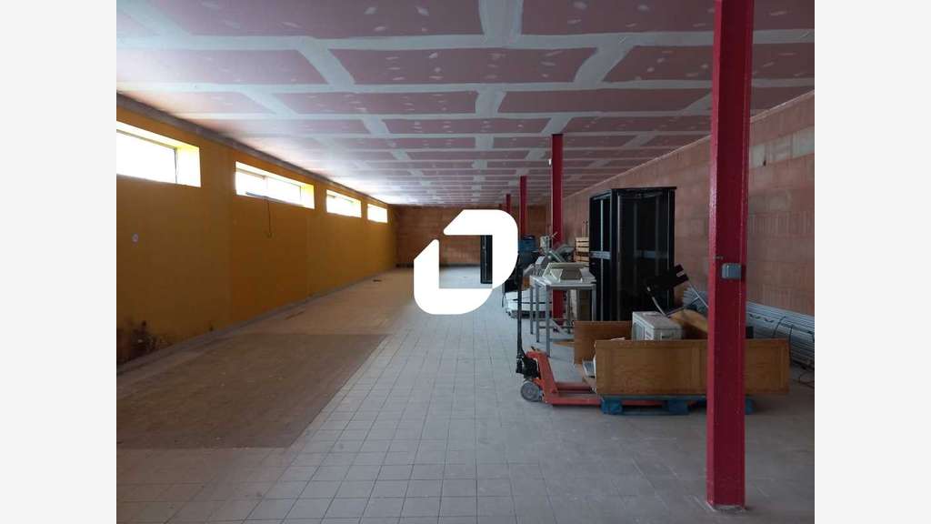 A louer Local commercial 660m² Wasquehal
