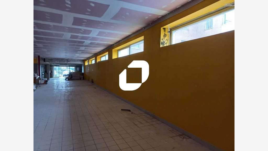 A louer Local commercial 1250m² Wasquehal