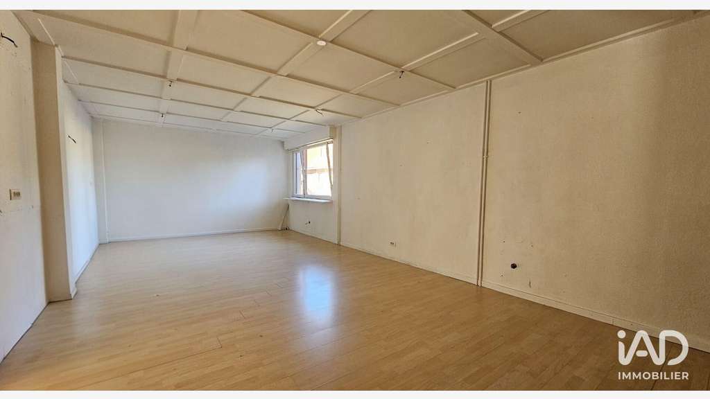 Loue local commercial 60m² axe principal Wimmenau