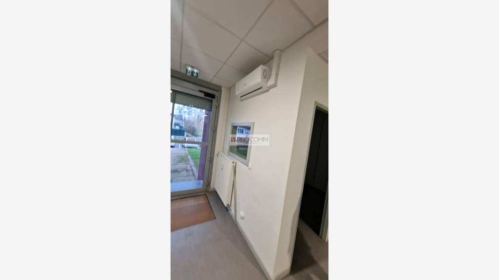 Local commercial 129m² à louer à Yutz
