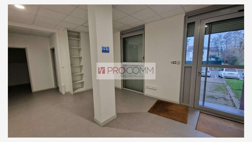 Local commercial 129m² à louer à Yutz