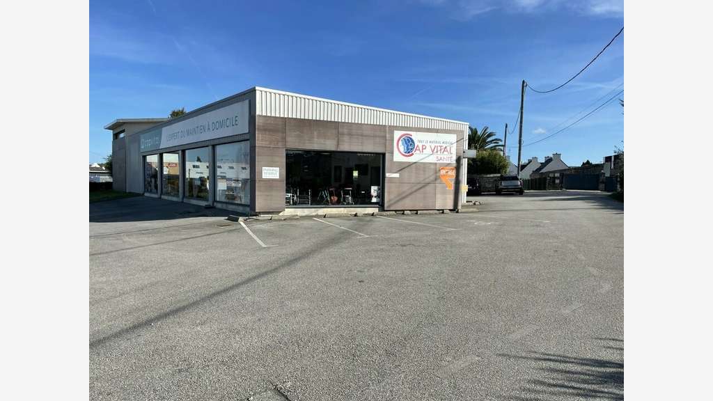 A louer local commercial 473m² Brest Kergaradec