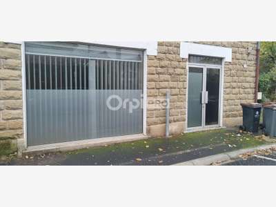 A louer local commercial 62m² avec vitrine à Brive