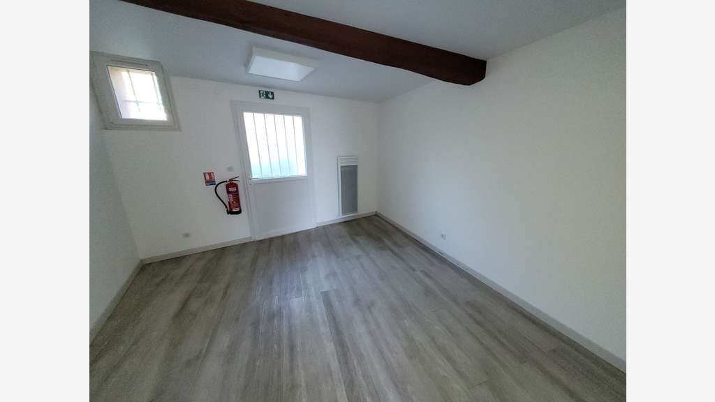 A louer local bureaux de 85m² à Saint-Aunès