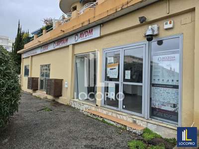 A louer local commercial 170m² à Cagnes-sur-Mer