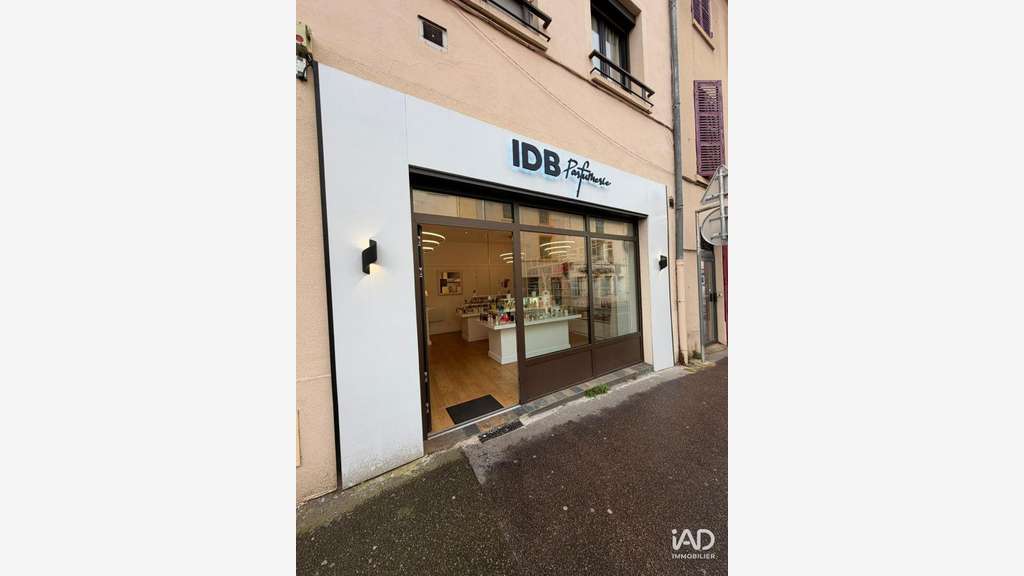 A louer local commercial 32m² à Caluire-Et-Cuire