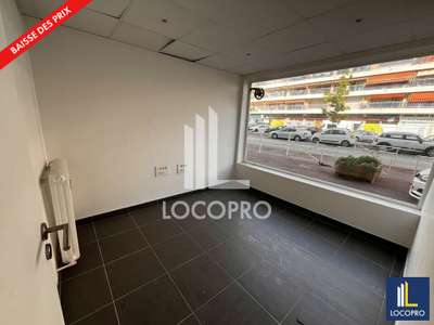 Location Locaux commerciaux - Boutiques à Antibes