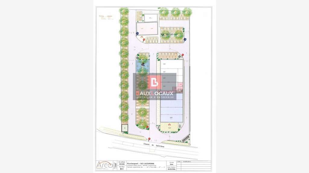 Local commercial 378m² à louer à Carpentras 