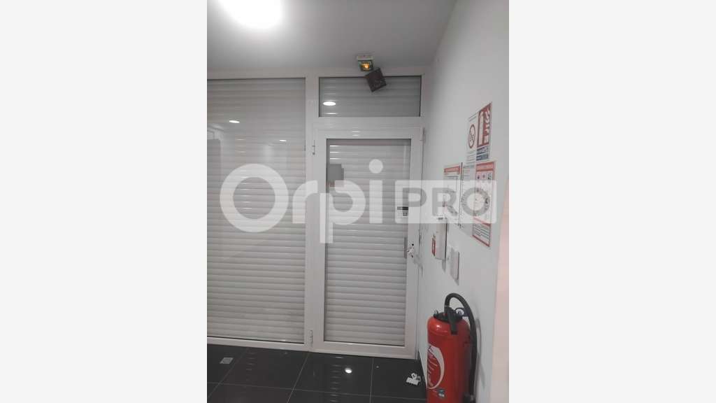 A louer local commercial 37m² centre ville Cayenne