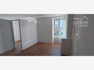 A louer local commercial 68m² à Chabeuil centre