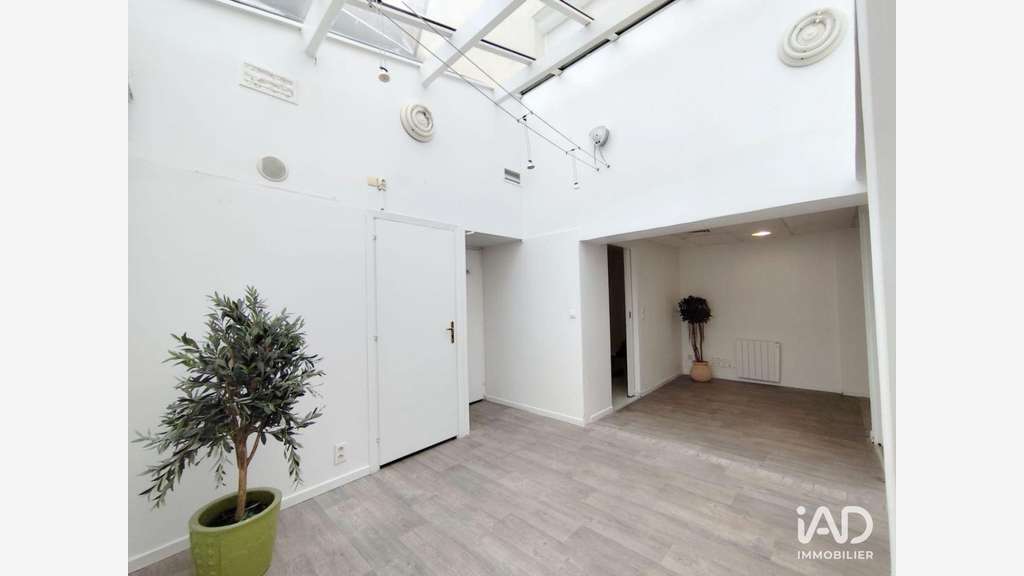 A louer local commercial 76m² à Chartres centre