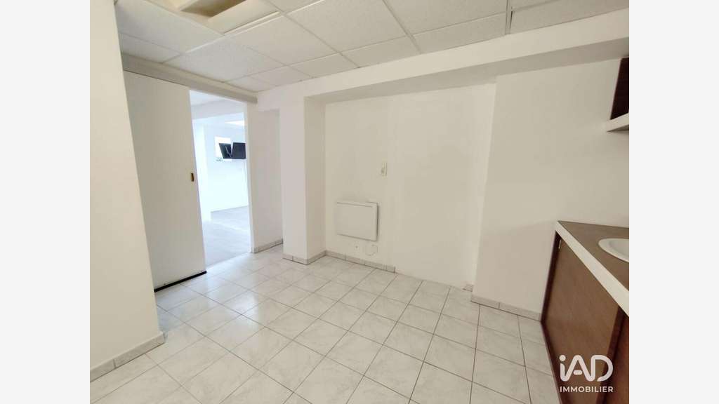 A louer local commercial 76m² à Chartres centre