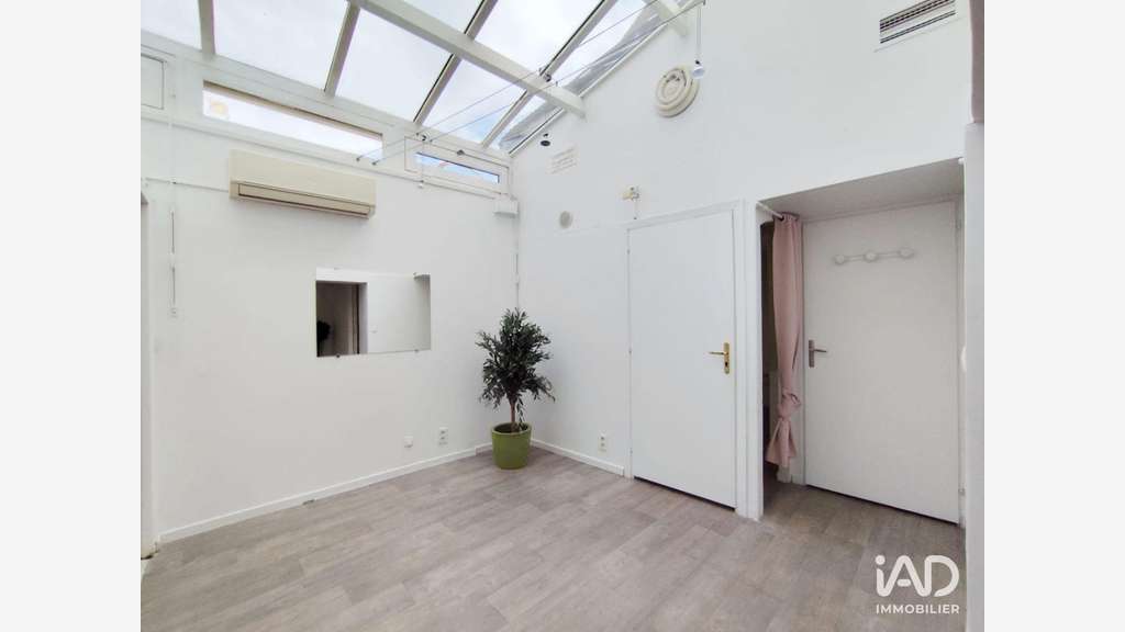 A louer local commercial 76m² à Chartres centre