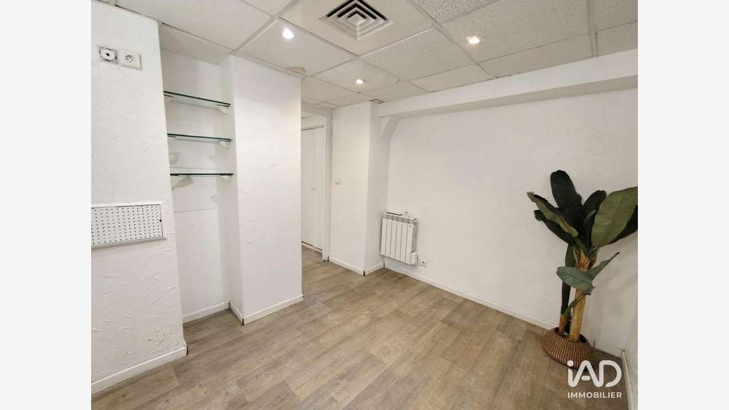 A louer local commercial 76m² à Chartres centre