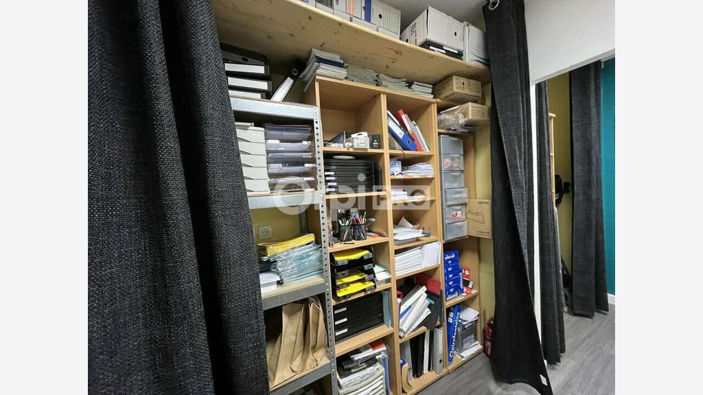 Local 90m² avec vitrine à louer à Chevry-Cossigny