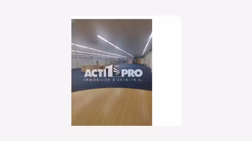 A louer murs commerciaux 800m² ZAC de Claira