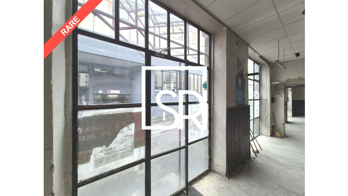 A louer local commercial 330m² à Clermont Ferrand 