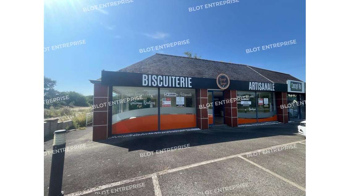 A louer local commercial 120m² à Clohars-Fouesnant