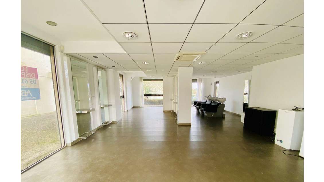 Location local 84m² excellent état à Colomiers