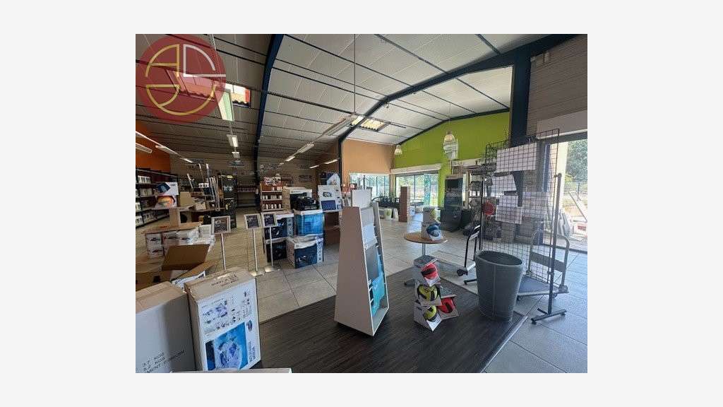 A louer bâtiment 525m² sur 4000m² à Cornebarrieu