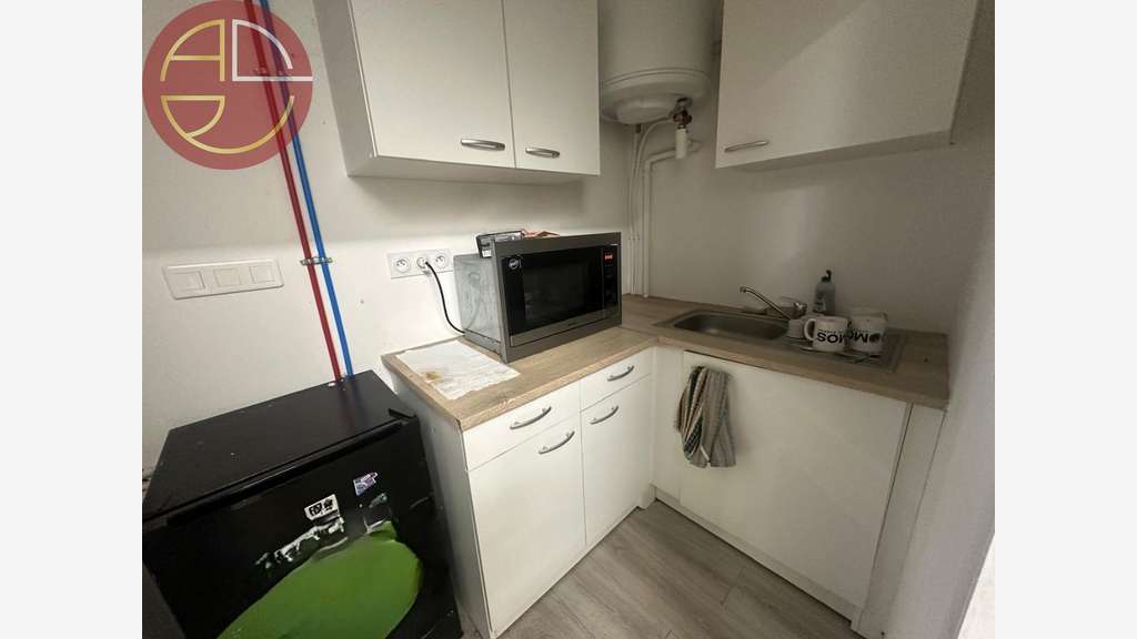 A louer local commercial 504m² PMR à Cornebarrieu