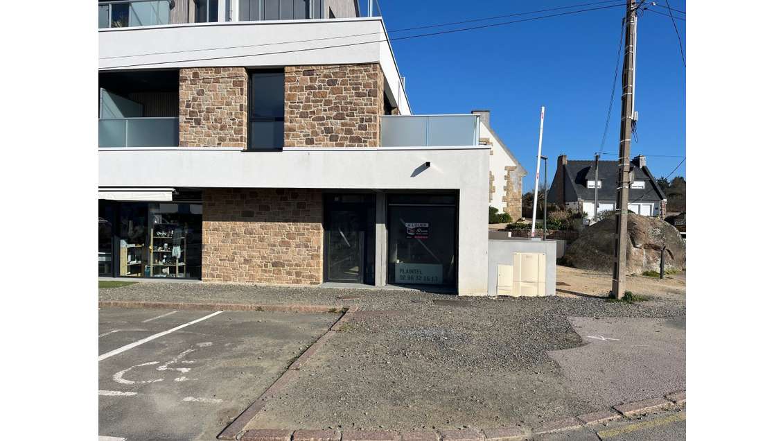 A louer local commercial 55m² à Ploumanac'h