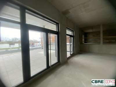 A louer local commercial 152m² R+1 à Dax Gare 
