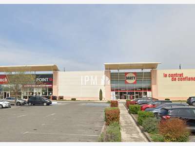 A louer local commercial de 317m² zc Avignon 84000