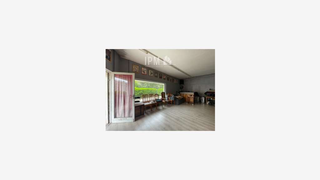 A louer local commercial de 58m²  Marseille 13012