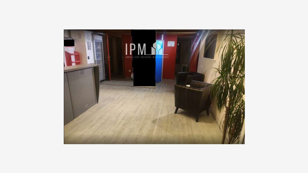 A louer local commercial de 70m² Marseille 13002
