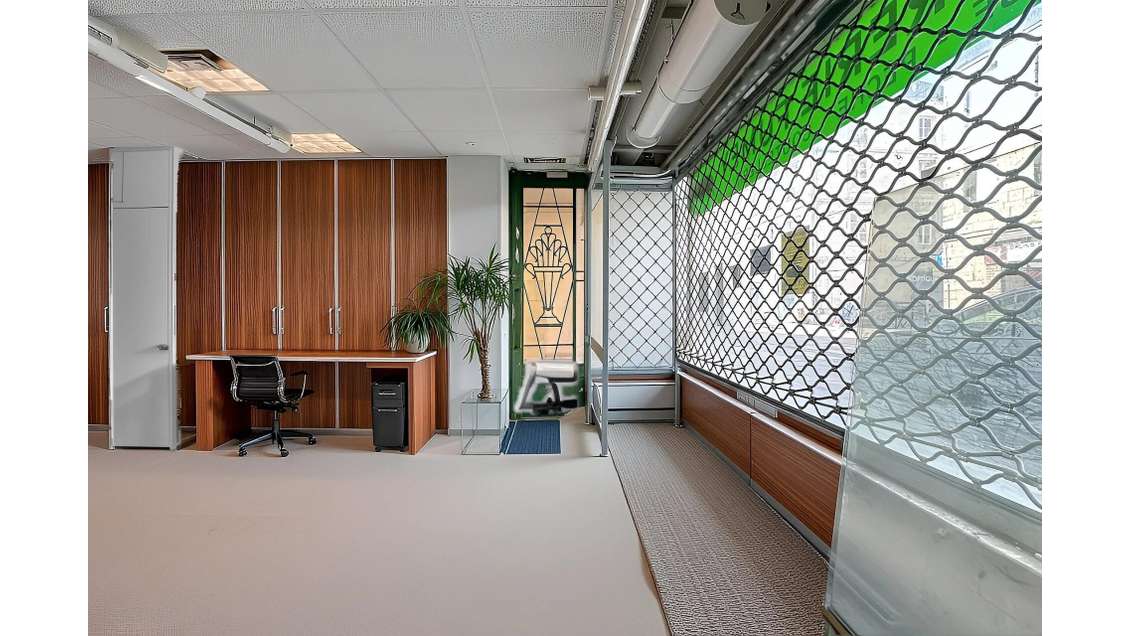 Loue local commercial de 68m² à Salins les Bains