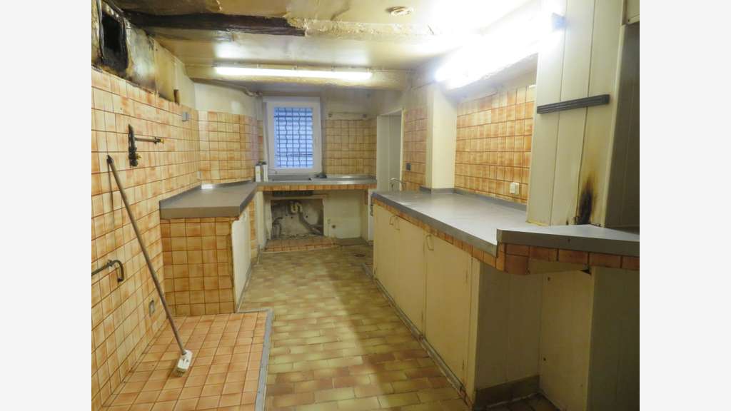 Local commercial 85m² à louer à Digne-les-Bains