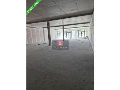 Location Locaux commerciaux - Boutiques à Éguilles