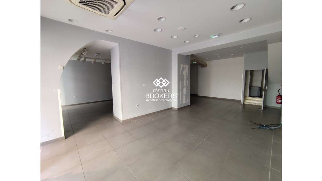 A louer local 100m² empl premium à Castres