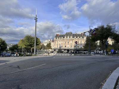 local 87m² à louer sur les boulevards de Valence