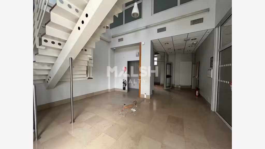 Local commercial à louer 294m² à Villeurbanne
