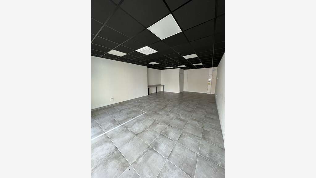 A louer local commercial de 47m² à Cholet