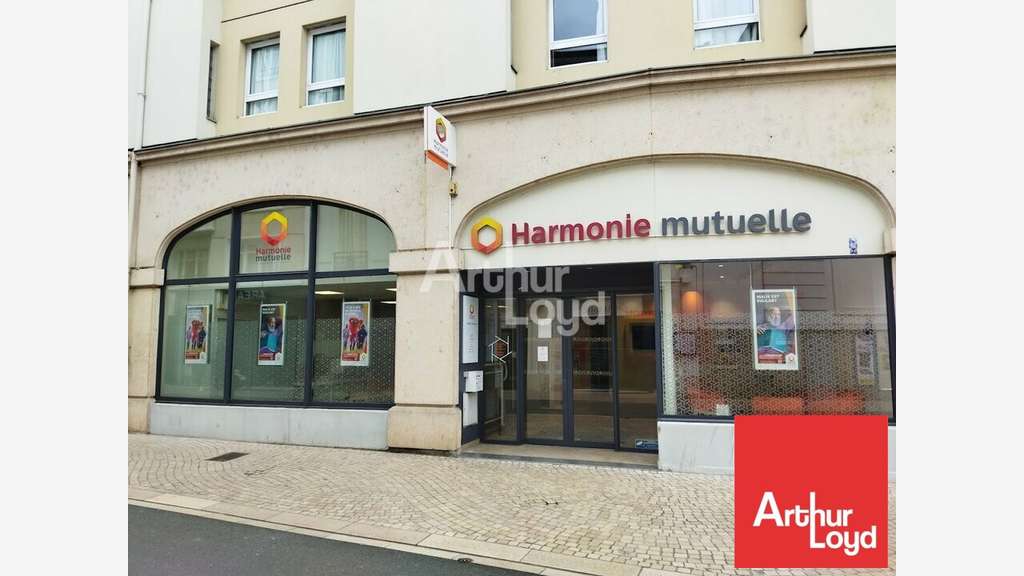 Local commercial 163m² à louer à Poitiers Carnot