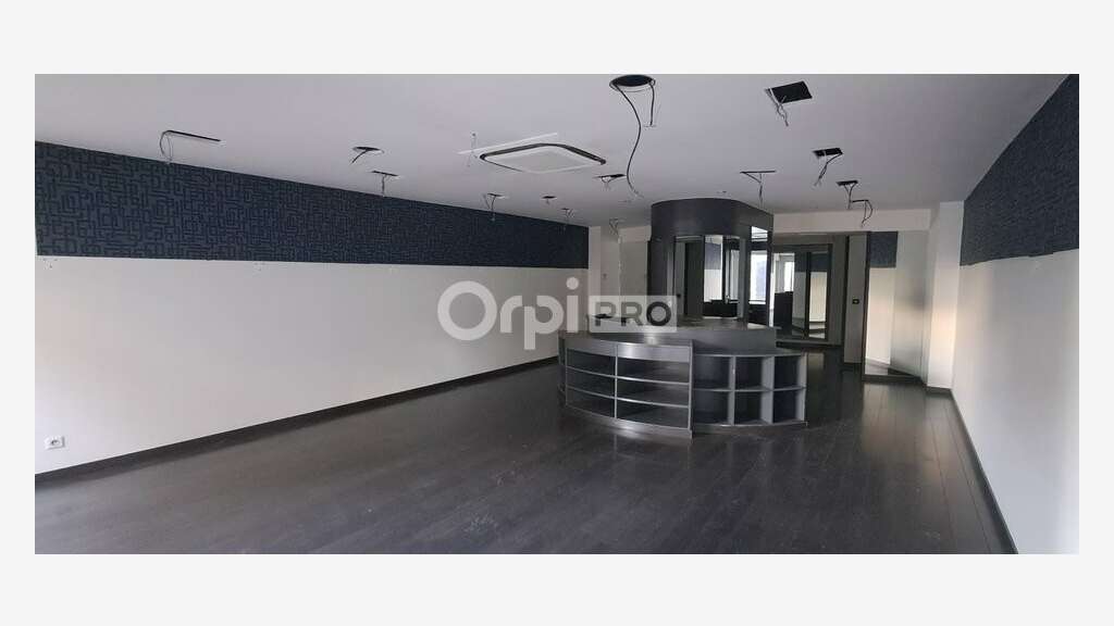 Local commercial 100m², Emplacement 1 bis Pau