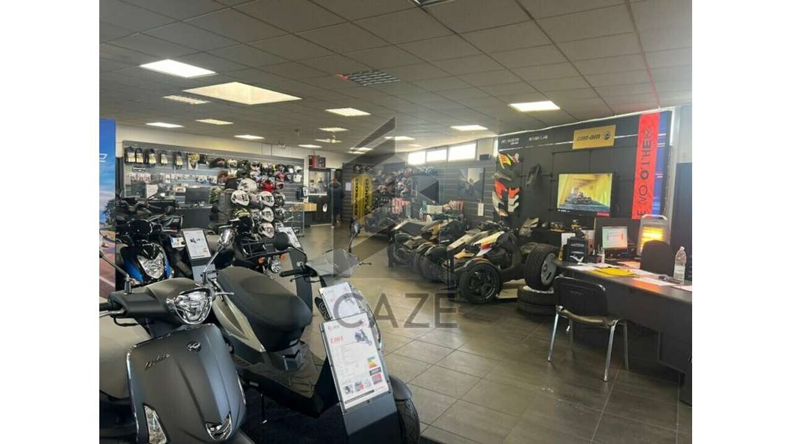 A louer local commercial 638m² Eysines prox rocade