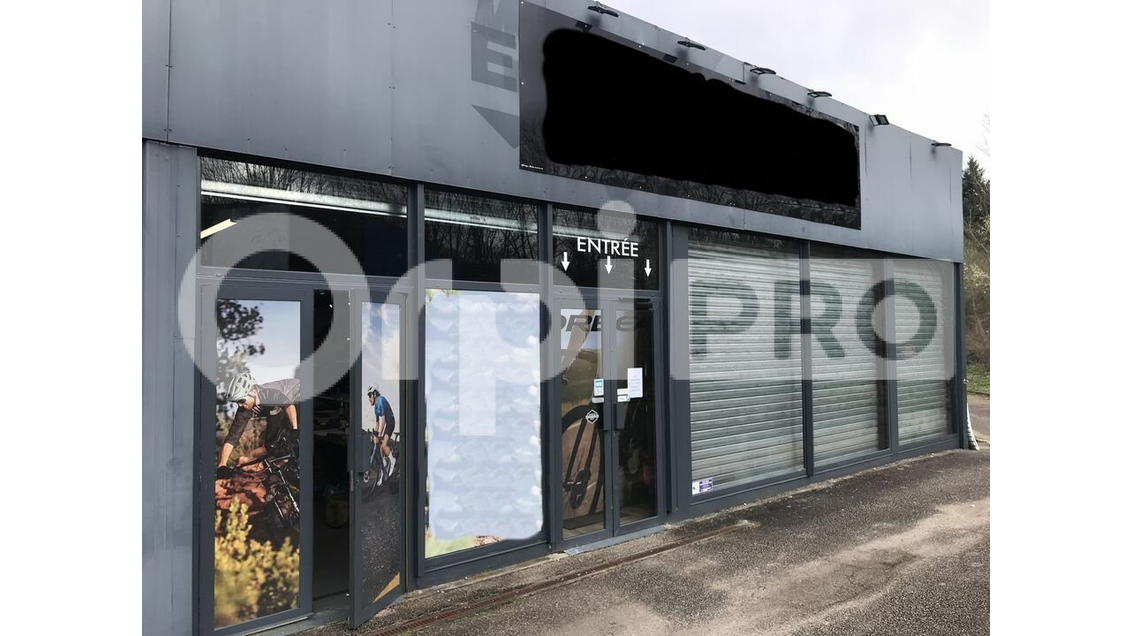 A louer local 280m² en excellent état à Feytiat